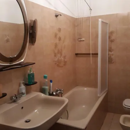 Silvia's House Apartment Baranzate